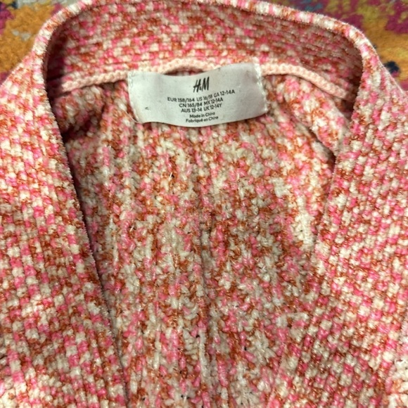 H&M Sweater - Picture 2 of 5